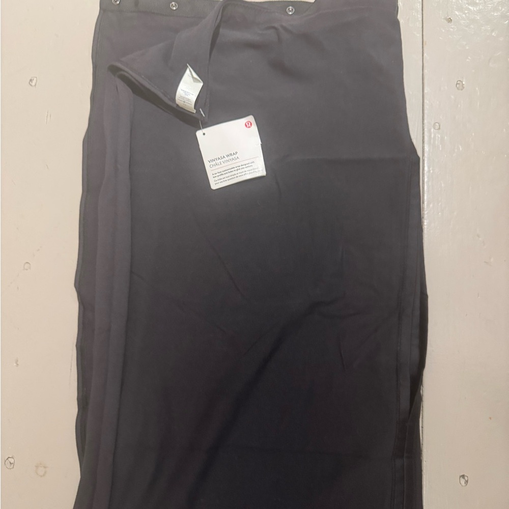 Lululemon vinyasa wrap black new - Picture 4 of 4
